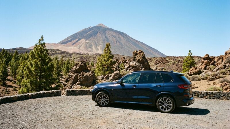 BMW X5 op Tenerife: wegen en bergen