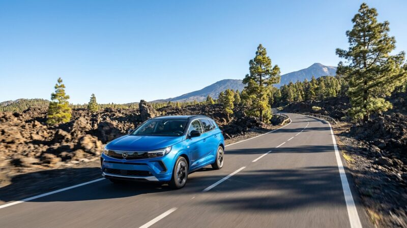 Opel Grandland Hybrid op Tenerife: rijtest