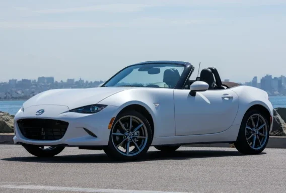 Mazda MX-5 Cabrio 2.0 (Handgeschakeld, 2.0 L, 2 zitplaatsen)