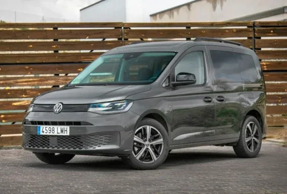 Volkswagen Caddy Maxi (Automaat, 2.0 L, 7 zitplaatsen)